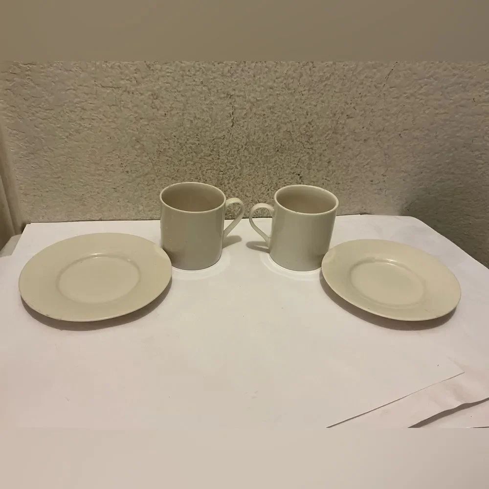 Pier 1 White New Essentials Classic 2 mugs & 2 saucers or appetizers (Set of 4)
